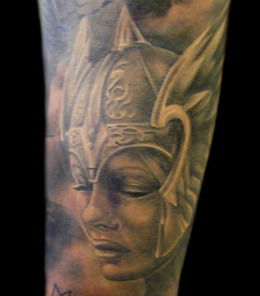 TONY B Freya close up_1024